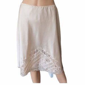 Vtg Bonwit Teller Eve Stillman Pink Grid Lace Trim Half Slip